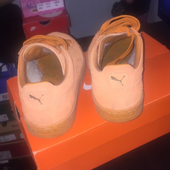 Puma - Picture 3 of 4